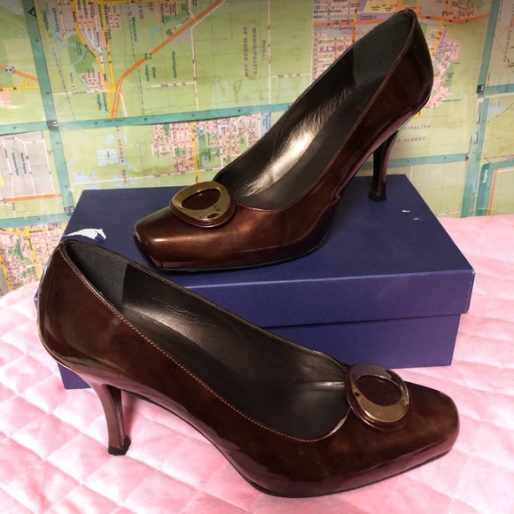 Stunning heels! Stuart Weltzman like new - Picture 1 of 5